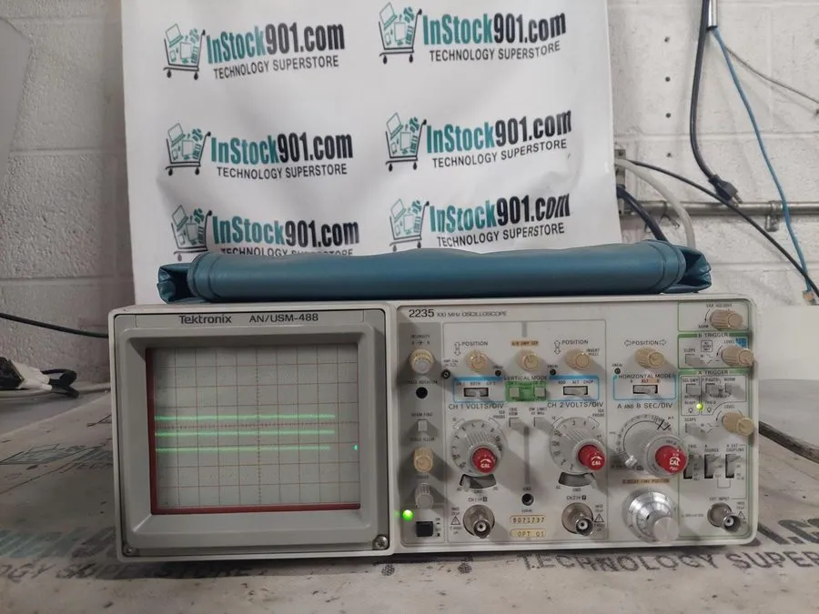 Осциллограф Tektronix AN/USM-488 2235 100 MHz 2 Channel Oscilloscope
