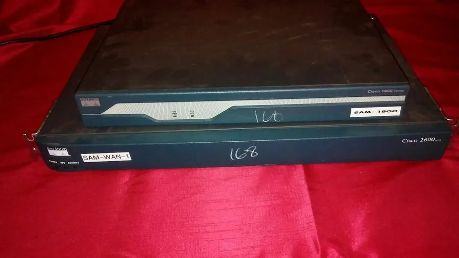 Маршрутизатор Cisco XM 2620 Router Plus 1841 YOU GET BOTH !
