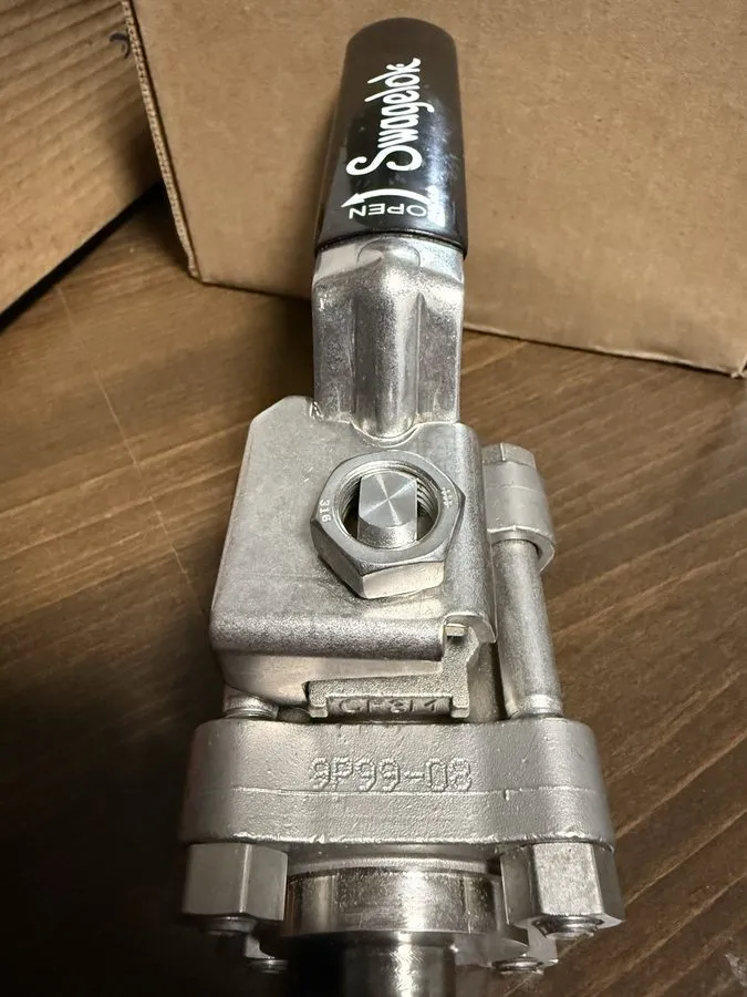 Клапан Swagelok SS-65TW12T65-3-SC11 Stainless Steel Ball Valve RSIP