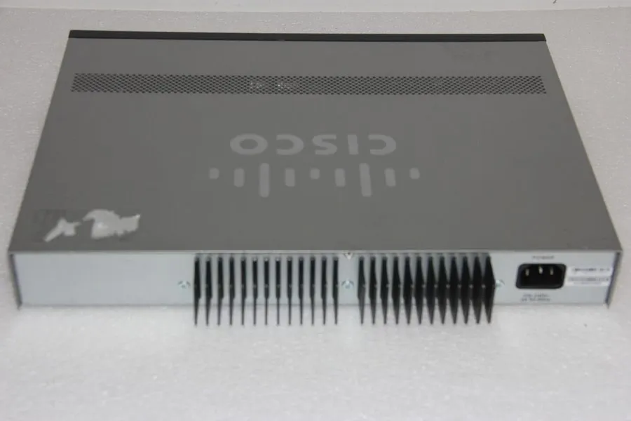 Коммутатор SG350-8PD Desktop 2.5G 8-Port Switch — фото лота 2