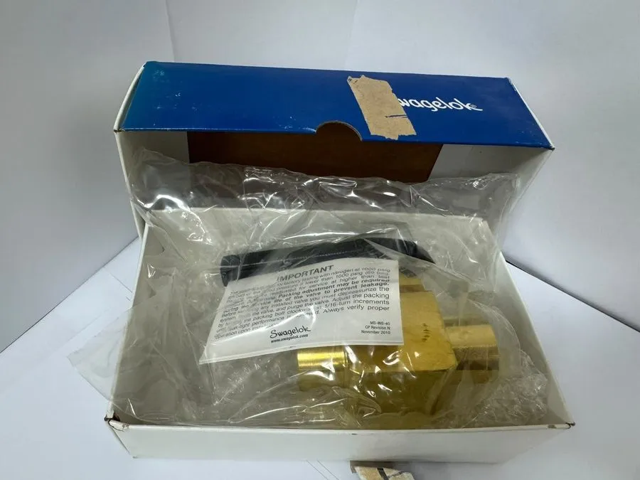 Клапан Swagelok B-45F8 2500psi Brass Valve 1/2" NPT Female