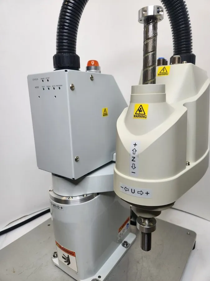 Робот Seiko Epson T3-401S industrial PICK & PLACE SCARA ALL-IN-ONE ROBOT