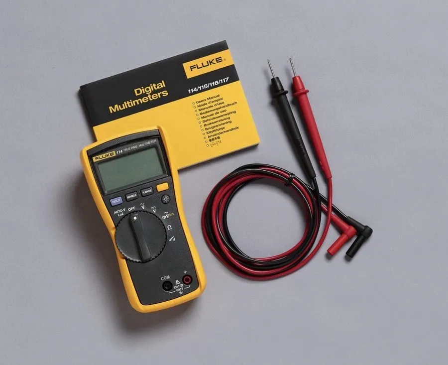 Мультиметр FLUKE 114 TRUE RMS MULTIMETER W/ LEADS & CLIPS — фото лота 1