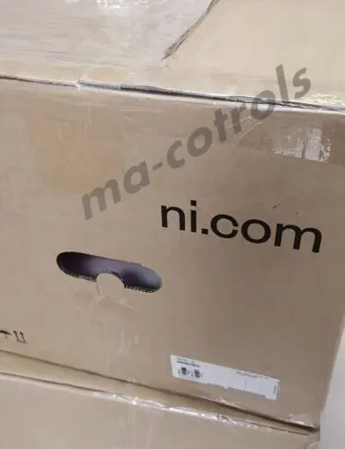 Шасси National Instruments PXIE-1088 784782-01 9-slot hybrid PXI chassis