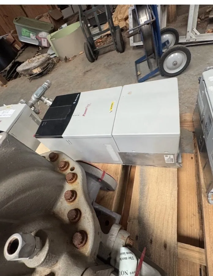 Частотный преобразователь Allen Bradley 20B052A0AYNAND0 PowerFlex 700 480V 3-Pha — фото лота 2