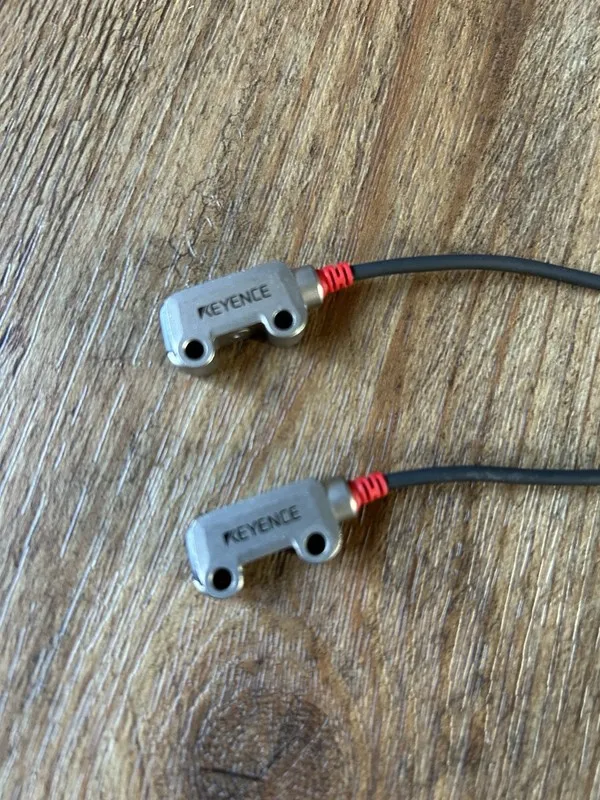 Фотоэлектрический датчик Keyence PR-M51CP Photoelectric switch sensor