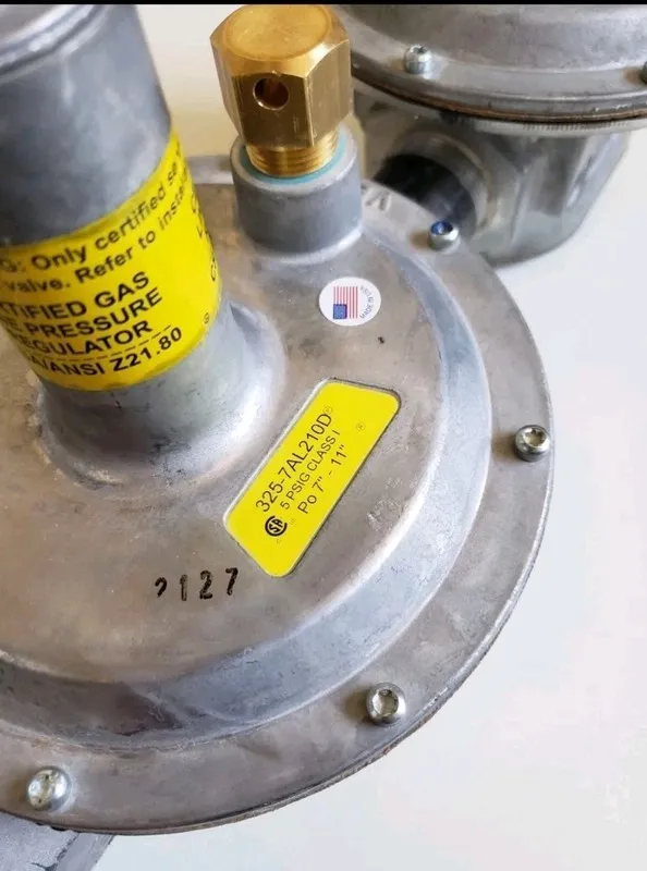 Трубопроводная арматура MAXITROL 325-7AL210D 1-1/2" NPT OPD Gas Regulator Limite — фото лота 2