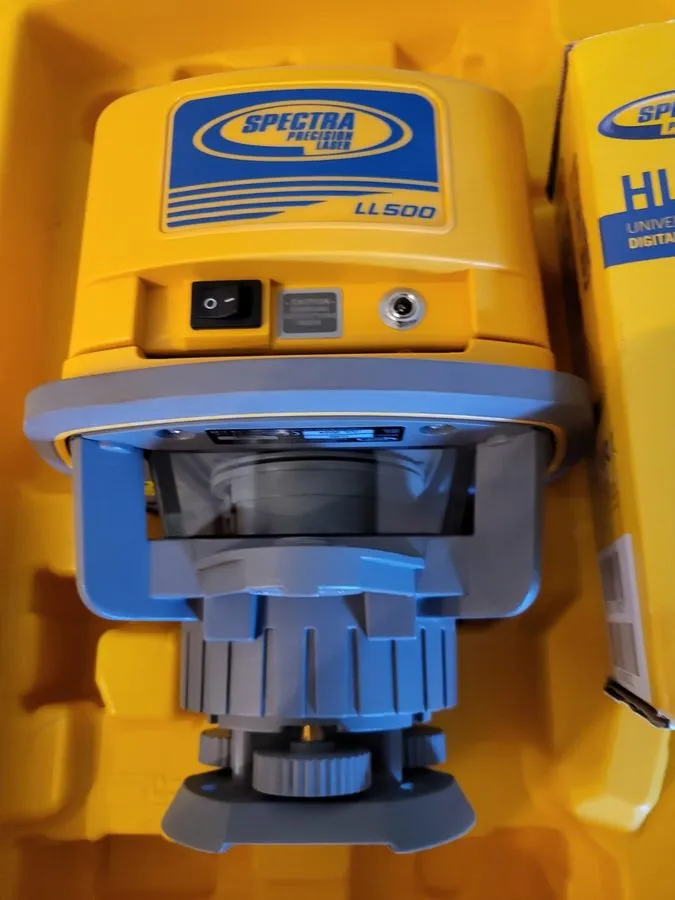 Нивелир Trimble Spectra Precision LL500 Level W/HL700 LASEROMETER DETECTOR