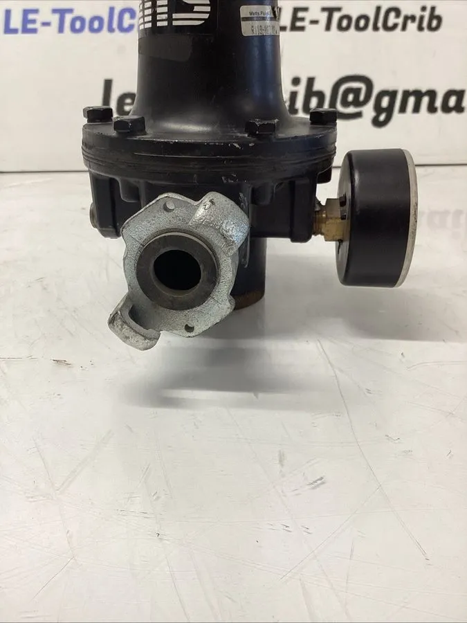 Трубопроводная арматура Watts FluidAir Pressure Regulator 119-464 w/ Gauge 0-160 — фото лота 1