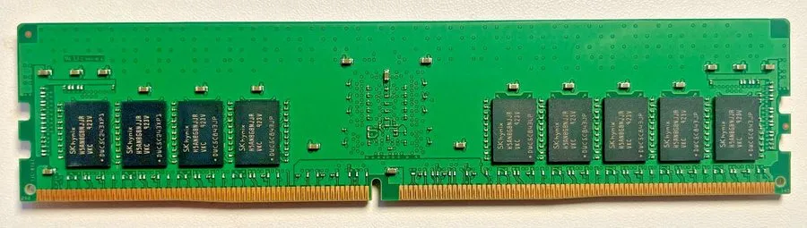Модуль памяти SK hynix 16GB DDR4-2666 PC4-21300 2Rx8 ECC REG RDIMM HMA82GR7JJR8N