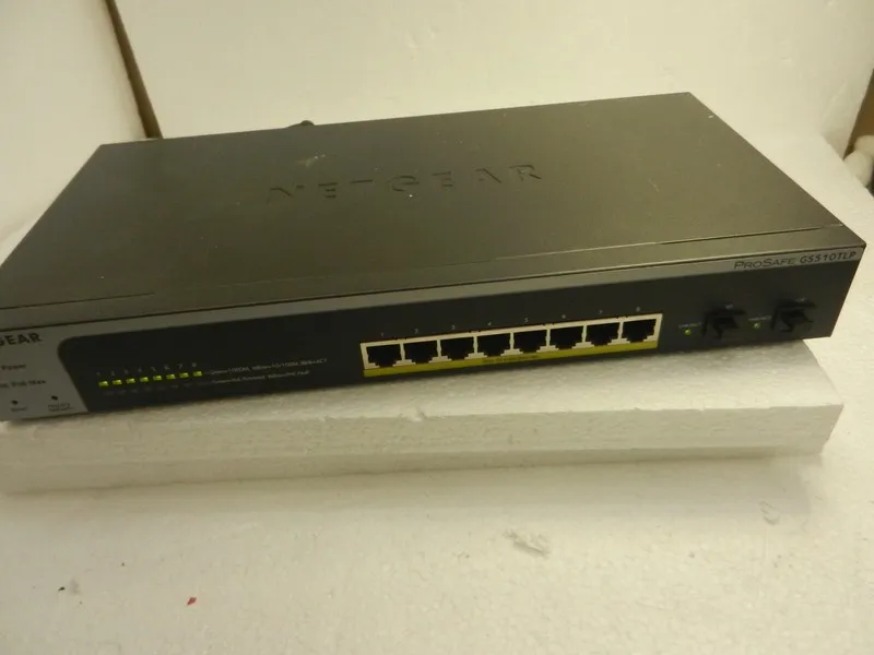 Коммутатор Netgear ProSafe GS510TLP 8-Port Gigabit PoE+ Smart Switch