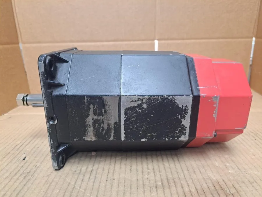 Серводвигатель FANUC AC SERVO MOTOR A06B-0347-B256 (NO ENCODER)