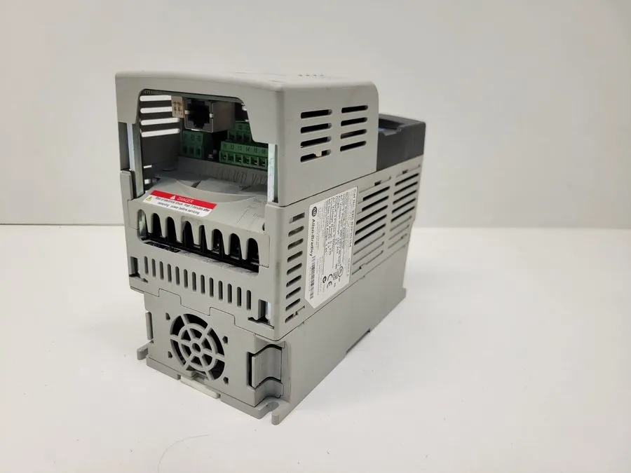 Частотный преобразователь Allen-Bradley 22D-B2P3N104 /A PowerFlex 40P 208-240V 3
