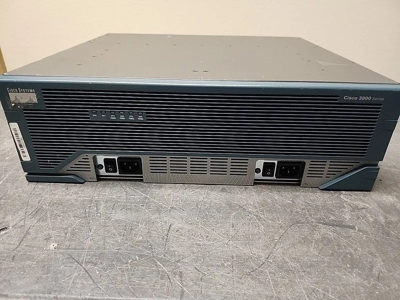 Маршрутизатор Cisco 3845 3800 Series V01 Integrated Services Router