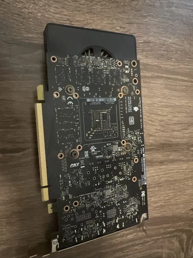 GPU-ускоритель Dell Nvidia Quadro P2200 5GB GDDR5X DisplayPort Desktop Graphics 