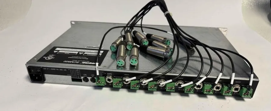 Микшерный пульт Shure SCM800 Rackmount Professional 8 Channel Microphone Mixer