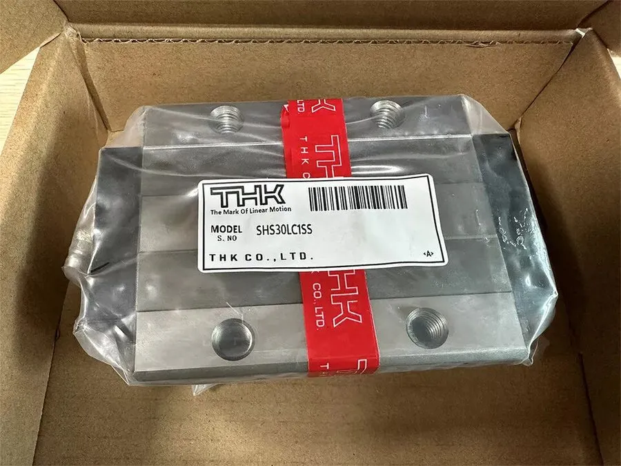 Линейная направляющая THK Linear Guide slider SHS30LC1SS
