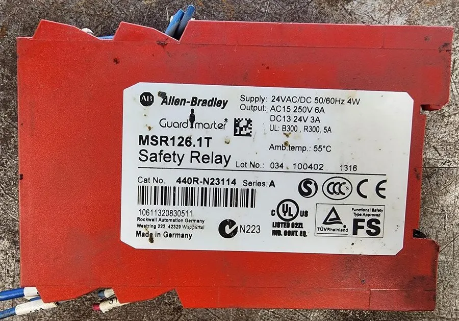 Реле безопасности Allen-Bradley MSR126.1T Safety Relay
