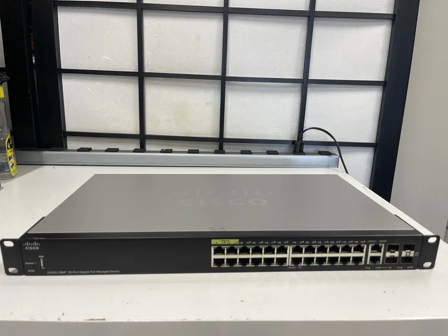 Коммутатор Cisco SG350-28MP 28-Port Gigabit Ethernet PoE Managed Switch