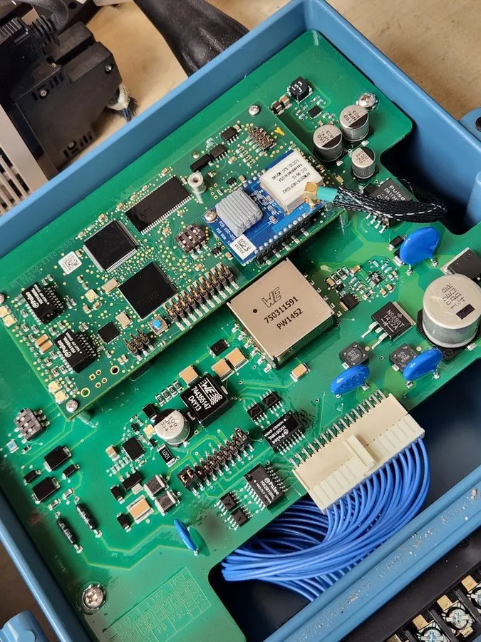 Трубопроводная арматура Emerson Smart Wireless Gateway 24VDC 0.5 Amps 1420A2A3A5 — фото лота 2