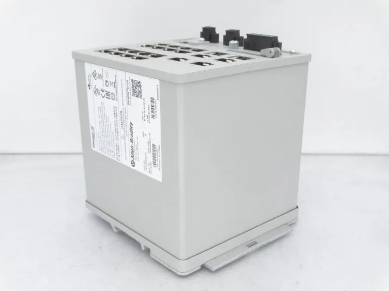 Коммутатор ALLEN BRADLEY 1783-BMS20CGL Ethernet Switch (9700059 New)