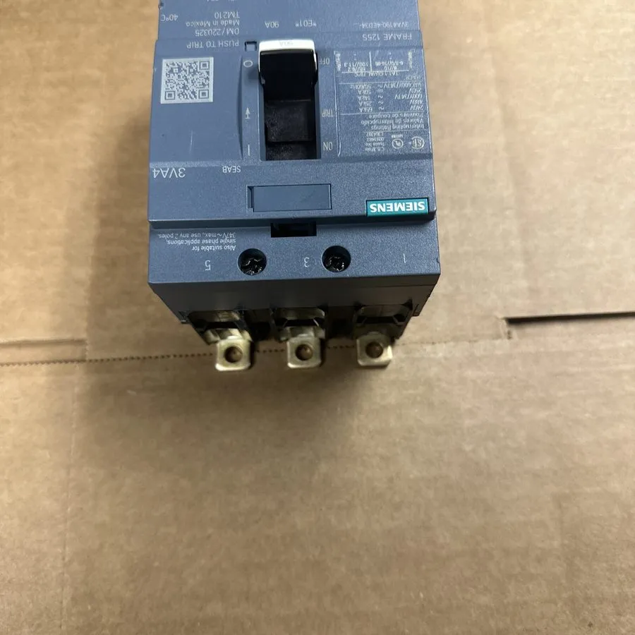 Автоматический выключатель Siemens 3VA4190-4ED34-0AA0 3 Pole 90 Amp Circuit Brea