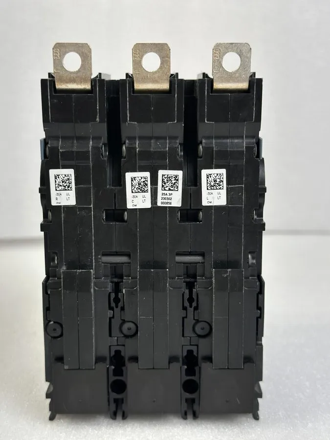 Автоматический выключатель Siemens 3VA4125-6ED34-0AA0 3 Pole 25 Amp Volt 65kA Bo — фото лота 2