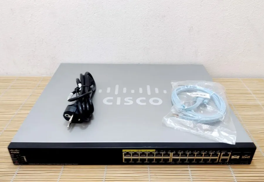 Коммутатор Cisco SG550X-24P-K9 24-Port Gigabit PoE+ Stackable Managed Switch