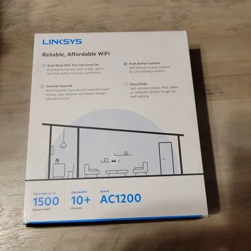 Маршрутизатор Linksys AC1200 Dual-Band WiFi 5 Router Model E5600