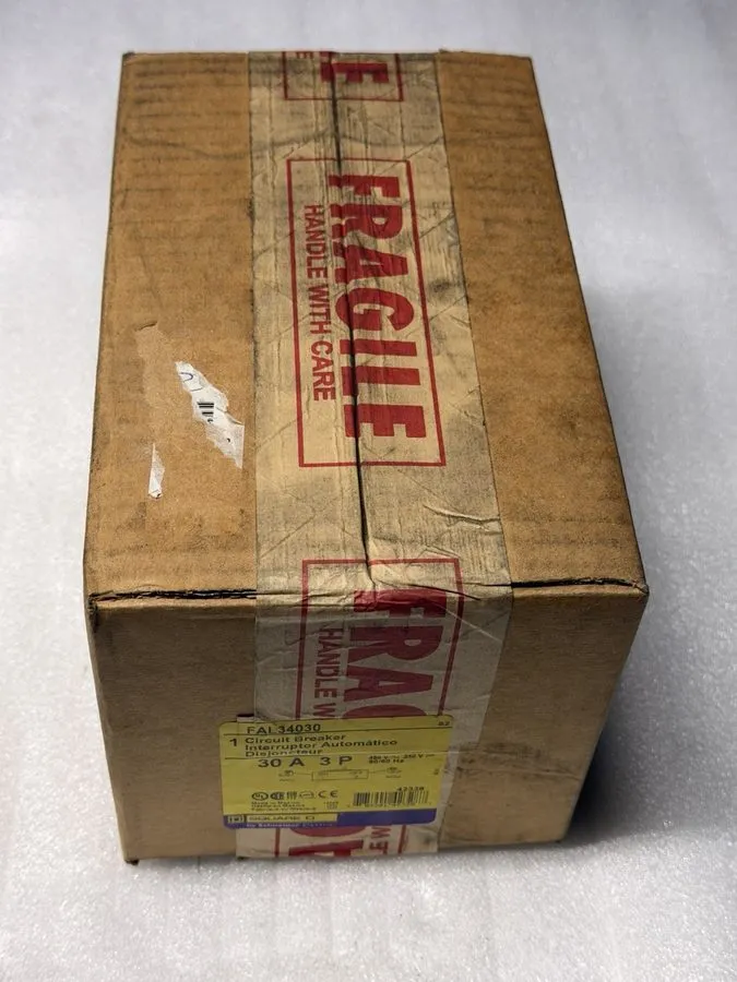 Автоматический выключатель Square D FAL34030 480 V AC 250 V DC 30 A 3 P Circuit