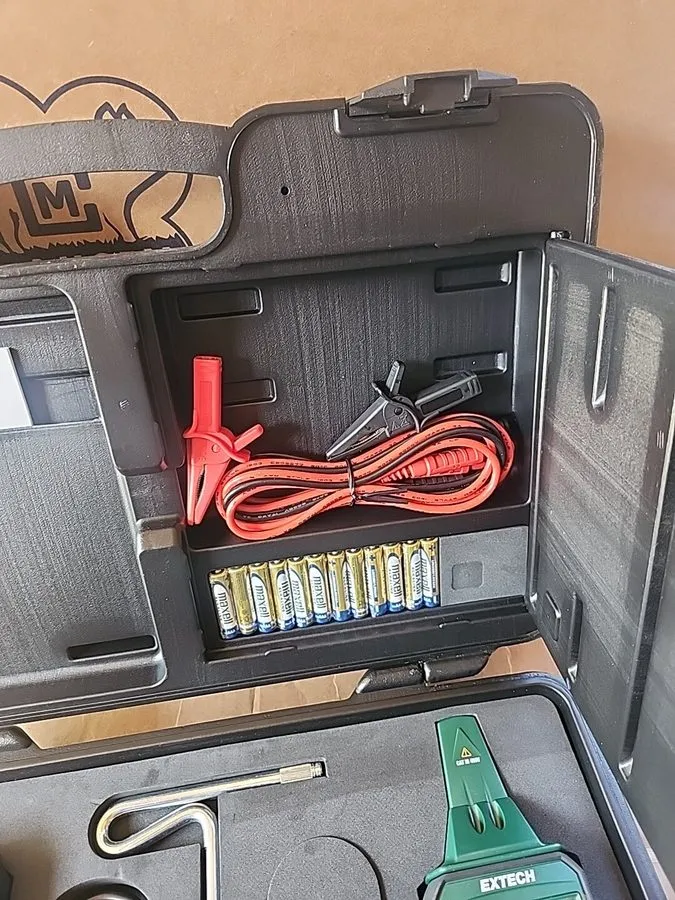 Трассоискатель EXTECH CLT600 Cable Locator and Tracer Kit