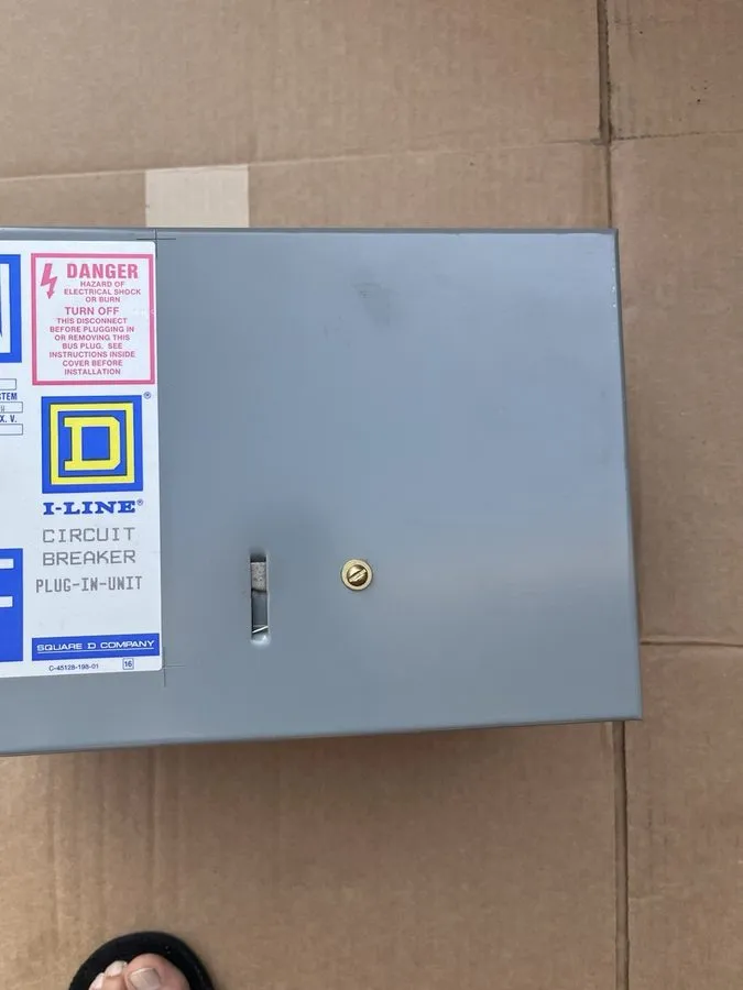 Автоматический выключатель Square D PFA34070G 3 Pole 70 Amp 480v Circuit Breaker
