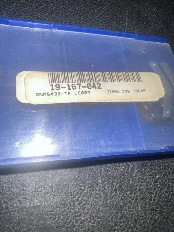 Режущий инструмент Iscar IC8250 Carbide Turning Insert DNMG432-TF DNMG150408-TF — фото лота 1