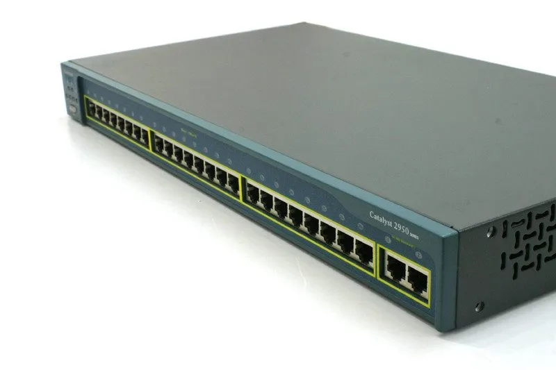 Коммутатор CISCO Catalyst 2950 Series WS-C2950SX-24 24-Port 10/100