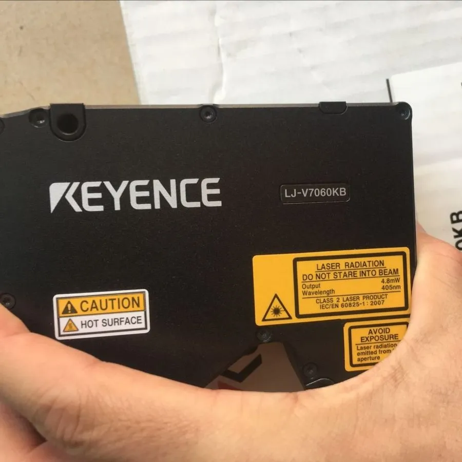 Датчик LJ-V7060KB
