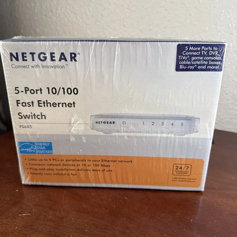 Коммутатор Netgear FS605NA 5-port Fast Ethernet Switch 10/100 Mbps — фото лота 1