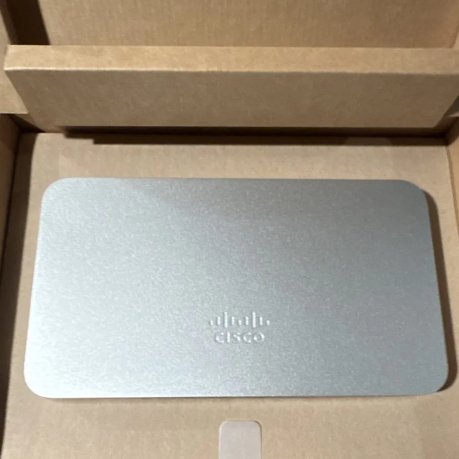 Маршрутизатор Cisco Meraki MX64 All-in-one Router, Firewall and Internet Gateway