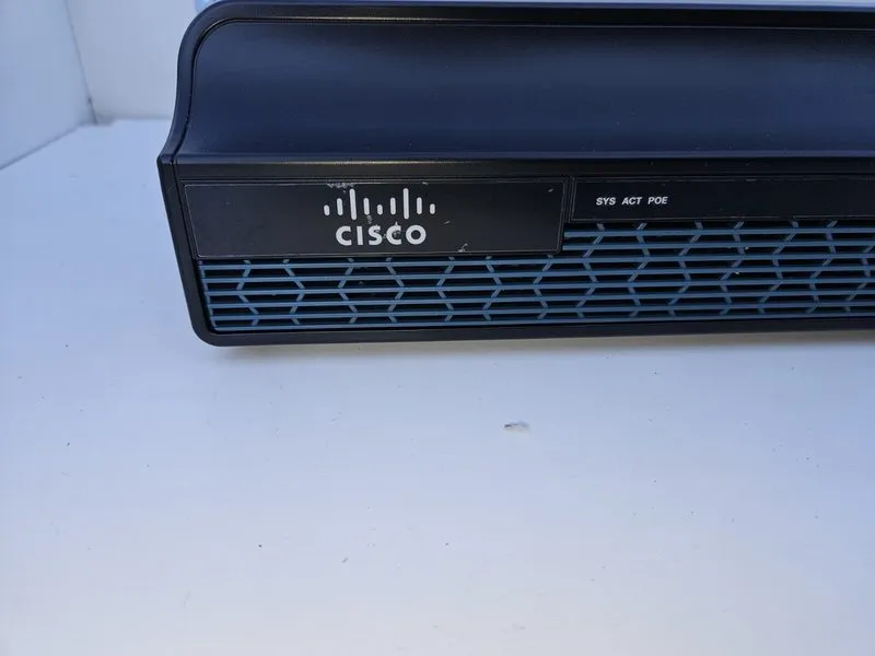 Маршрутизатор Cisco 1900 Series 1941 2-Port Gigabit Wireless Router — фото лота 3