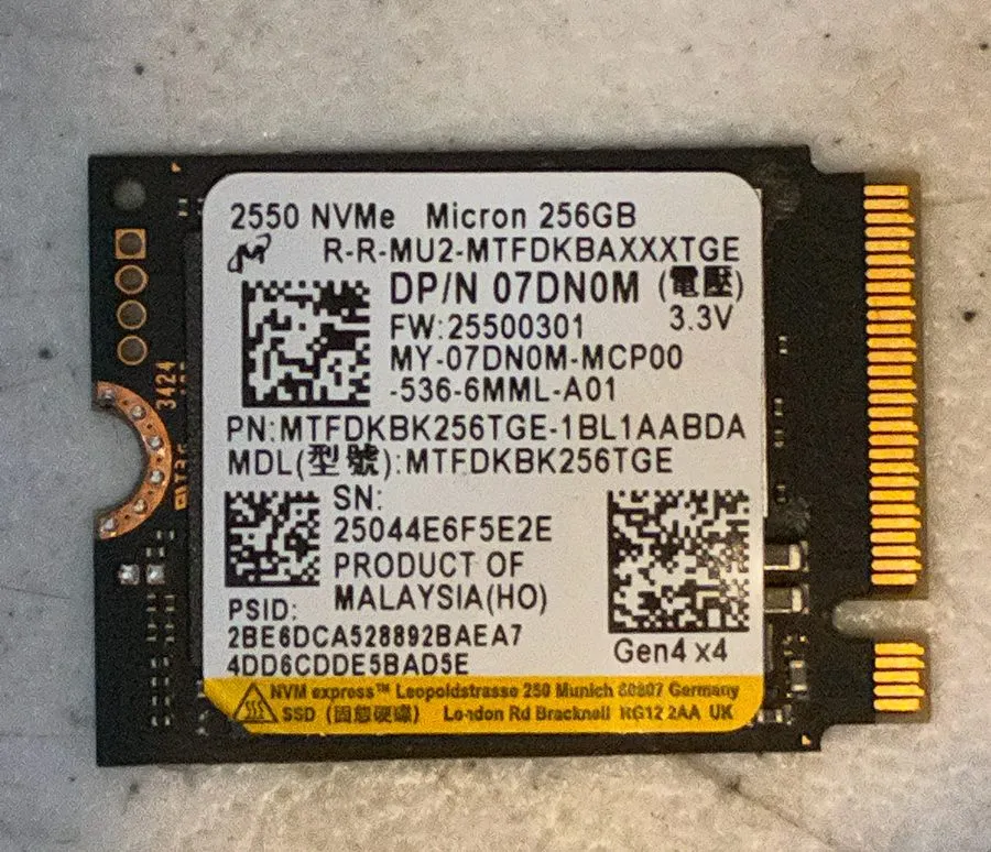 SSD-накопитель Micron 2550 256GB M.2 2230 NVMe PCIe Gen4 SSD MTFDKBK256TGE ONLY 