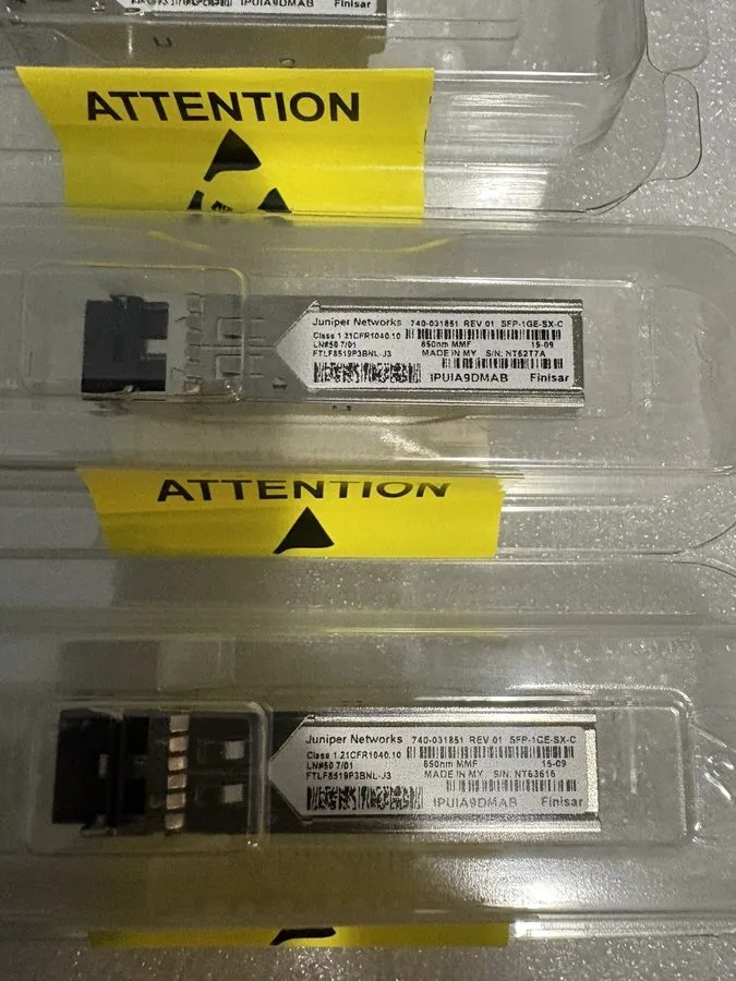 Трансивер Juniper SFP-1GE-SX 1000Base-SX LC Duplex MMF Transceiver 740-031851 — фото лота 2