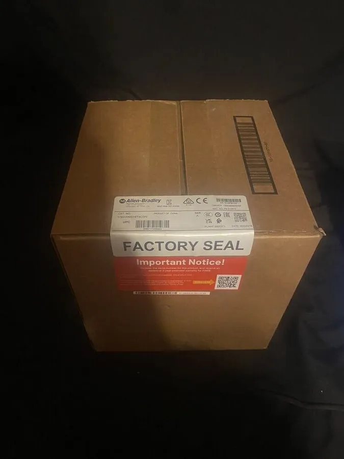 Коммутатор Allen-Bradley 1783-HMS16T4CGN Stratix 5400 20-Port Managed Switch