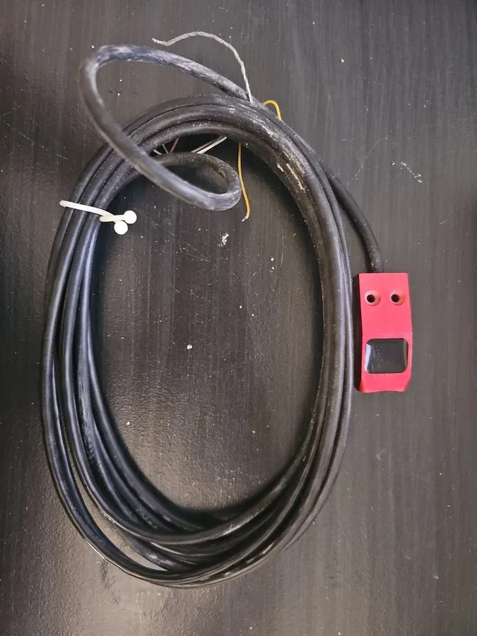 Датчик LEUZE RK 756 50012831 SENSOR — фото лота 1