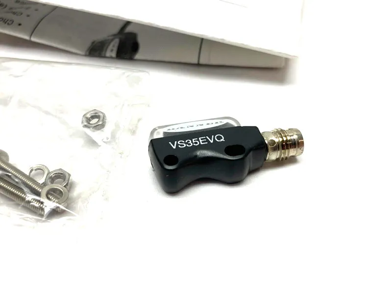 Фотоэлектрический датчик Banner VS35EVQ Photoelectric Sensor Transmitter 62636