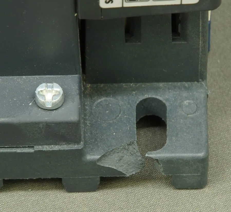 Контактор Schneider TeSys LC1D150 Contactor (R13)