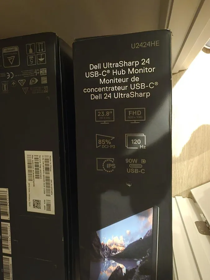 Монитор Dell UltraSharp U2424HE 24" Class Full HD LED Monitor 16:9 Black