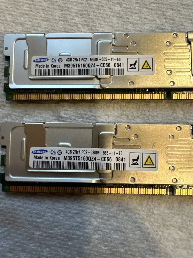 Модуль памяти Samsung M395T5160QZ4-CE66 4GB 240p PC2-5300 2Rx4 ECC DDR2-667MHz F