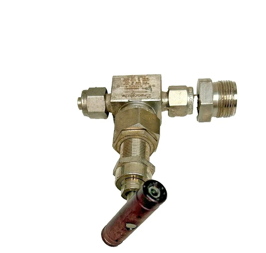 Клапан 1- Swagelok Severe Service Needle Valve, 1/4" OD Tube, SS-3NBS4-G — фото лота 2
