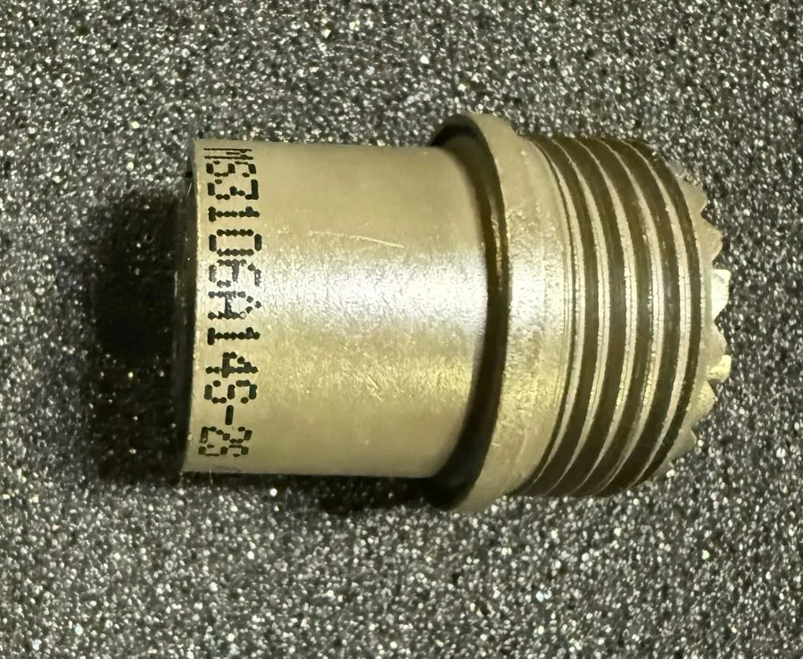 Разъём Amphenol 4 Position Connector U61-168614-02S — фото лота 2