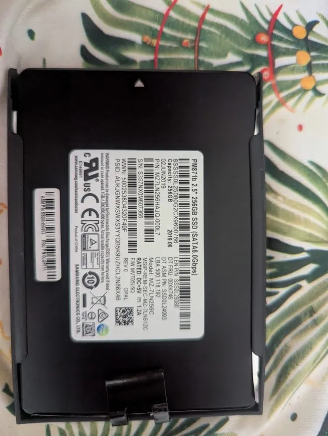 SSD-накопитель Mixed Samsung PM871b 256GB Solid State Drive SATA 2.5" MZ-7LN256C — фото лота 1