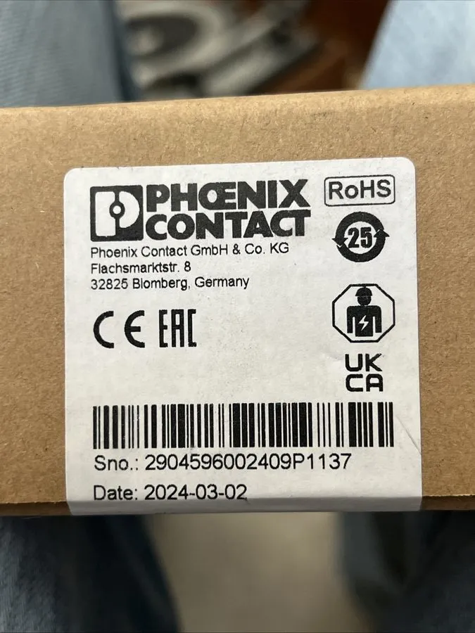 Блок питания Phoenix Contact QUINT4-PS/1AC/2X15DC/2/PT 2904596 Power Supply